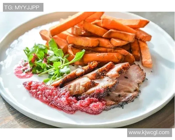 足球明星聚餐盛况揭秘各路球星共享美食瞬间尽显风采